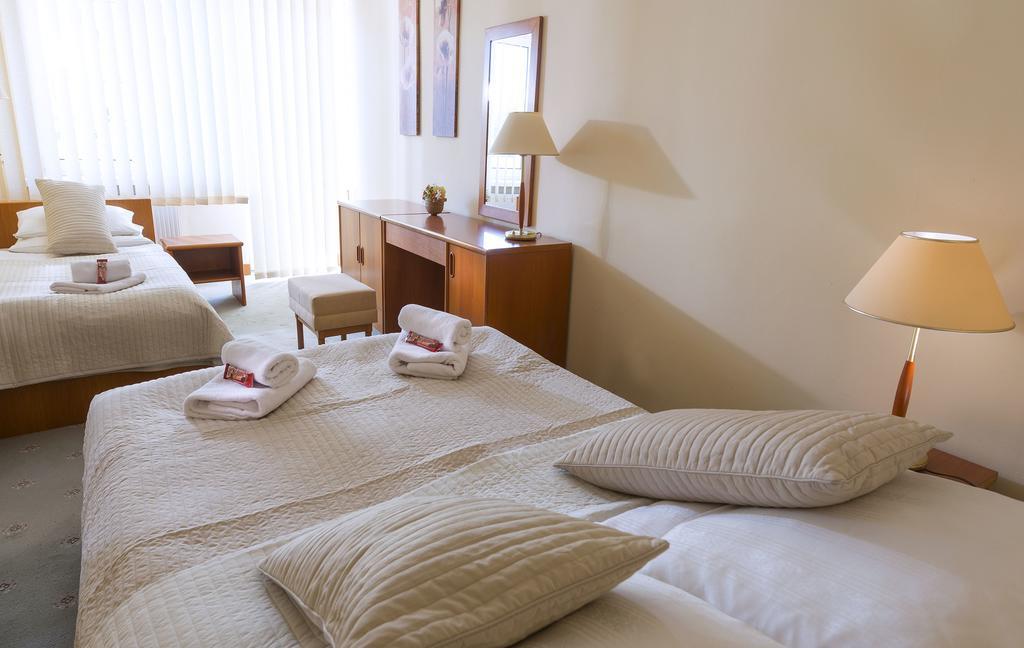 Kielczanka Hotell Kołobrzeg Exteriör bild