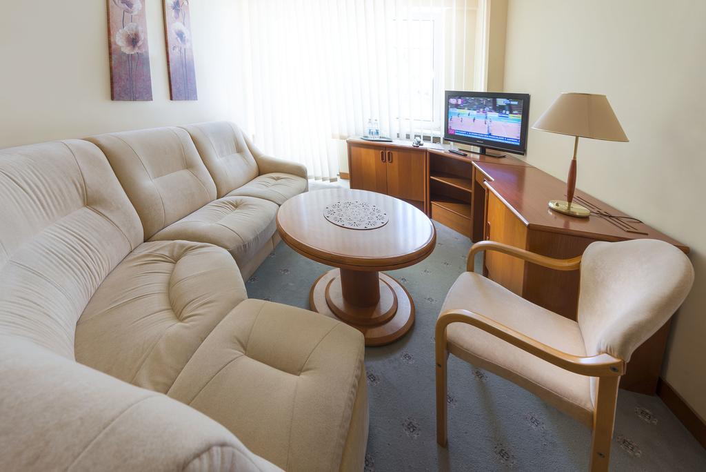 Kielczanka Hotell Kołobrzeg Exteriör bild